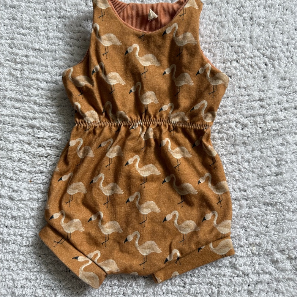 Rust/peach Summer flamingo Print Baby Romper 3-6m